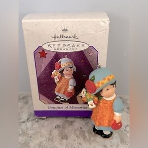 Hallmark Keepsake "Bouquet of Memories" 1998
